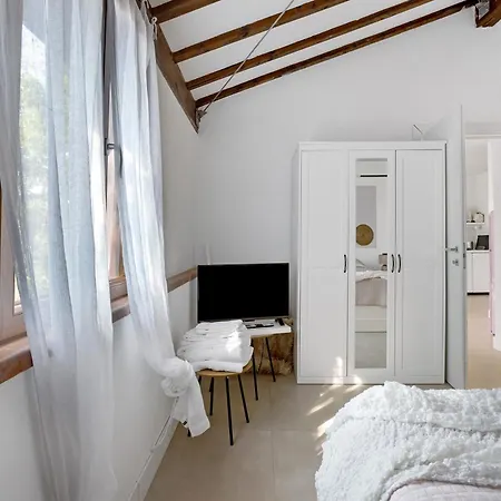 Bauernhof Per Caso Carignano (Tuscany)